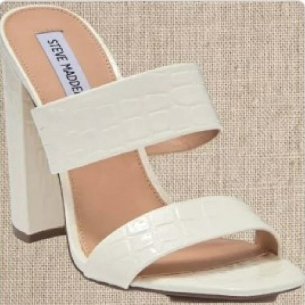 Steve Madden Whie Heels